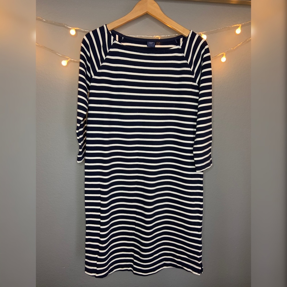 GAP maternity dress small
